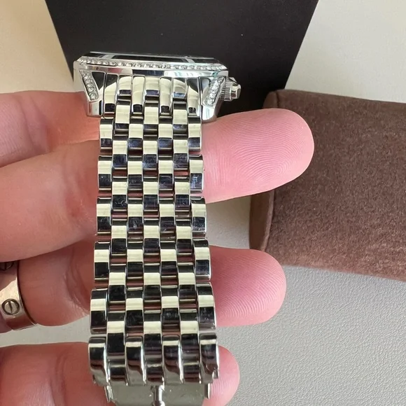 Michael Kors  MK-5834 Unisex Chronograph Stainless Steel CZ - Picture 5 of 6